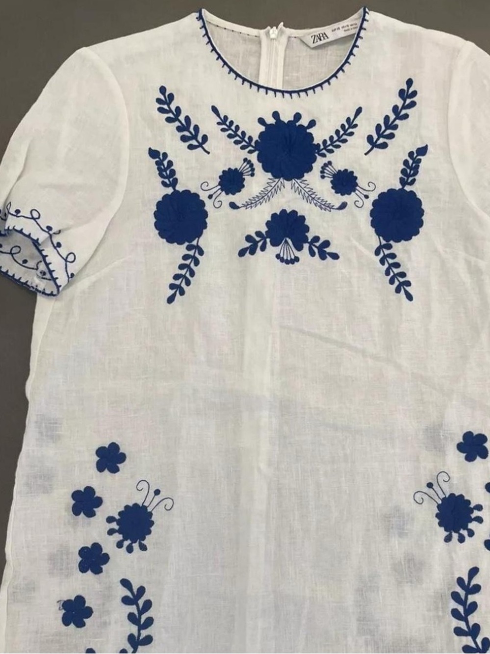 Zara White Linen Summer Dress with Blue Floral Embroidery, size S